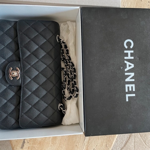 Chanel bag - Picture 2 of 7